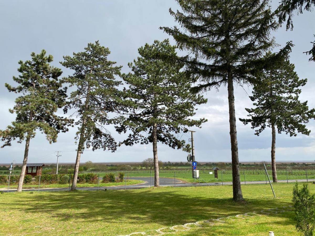 Harol Home & Bike Fertőrákos Eksteriør bilde
